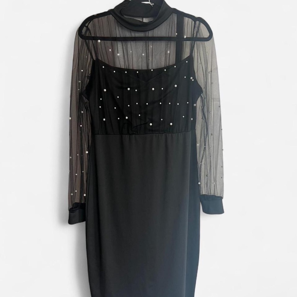 Elegant Black Sheer Sleeve Dress